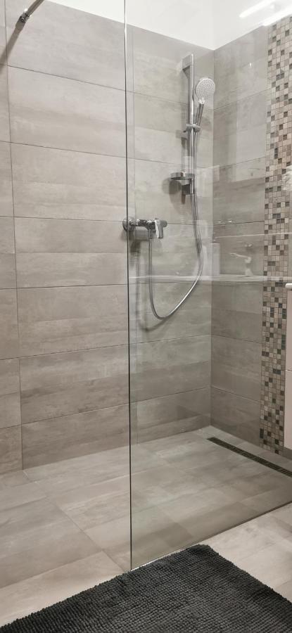 Bük Hanna Apartman מראה חיצוני תמונה